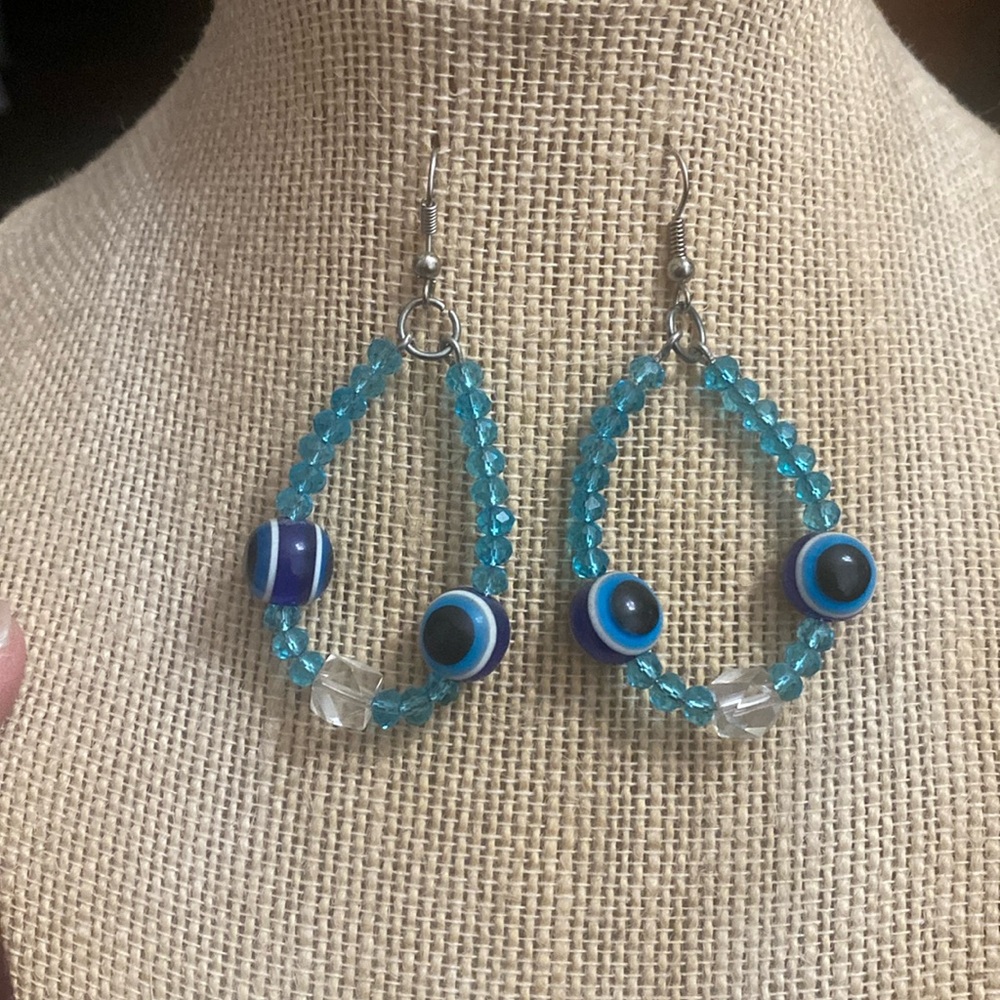 Turkish eyes earring.